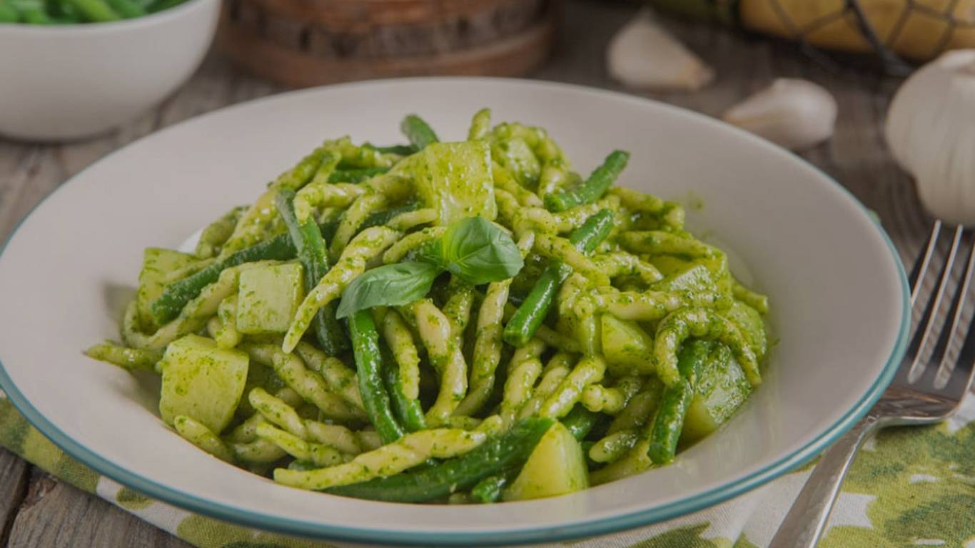 Villa-Cadiz-Varazze-Pasta-pesto-sfondo